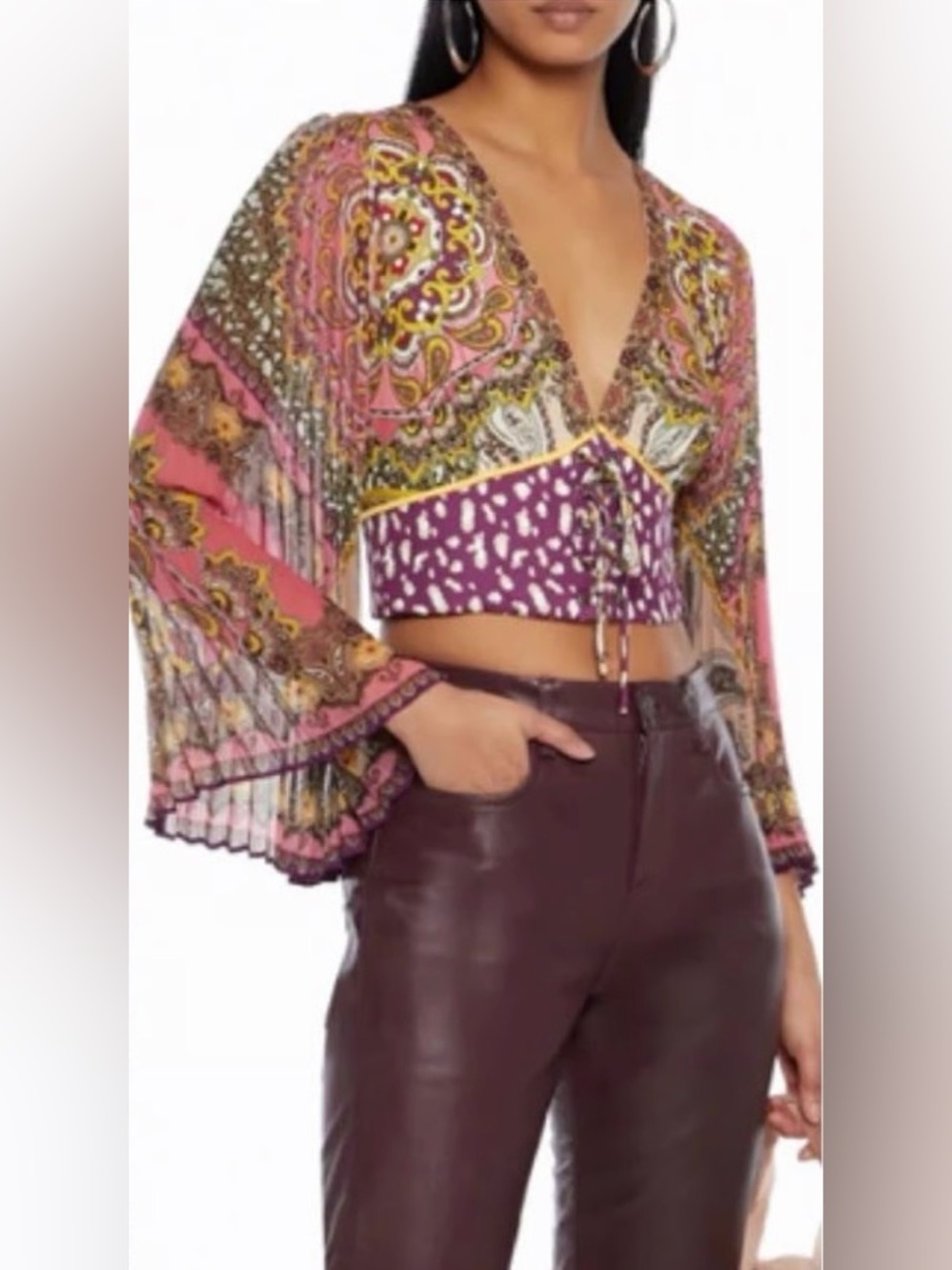 Alice + Olivia Chelsea Cropped Bell Sleeve Boho Paisley Top size 12 - Picture 2 of 12